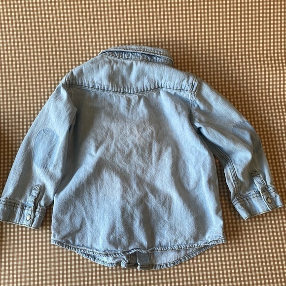 Set of 2 denim like shirts. Size 9-12 / 12-18 months - Picture 7 of 13